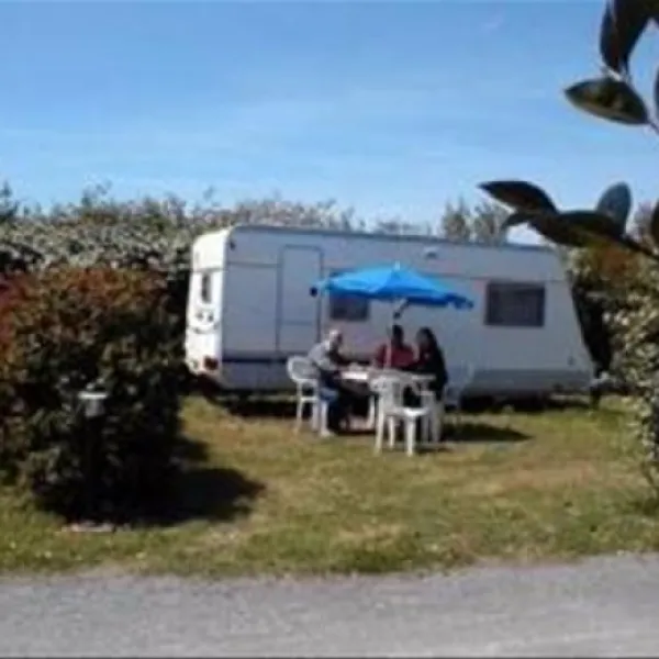 flower-camping-les-ilates-loix-jxmnk
