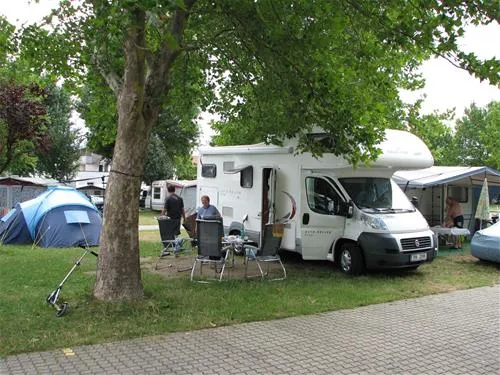 strandcamping-podersdorf-am-see-podersdorf-am-see-d9y2w