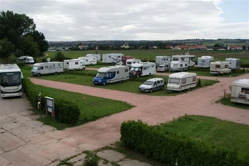 caravaningpark-bei-schaffermobil-dresden-7cxvf