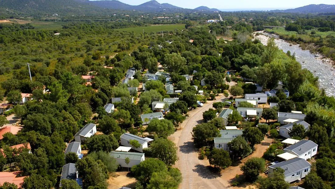 camping-acqua-e-sole-ste-lucie-de-porto-vecchio-3fh8l