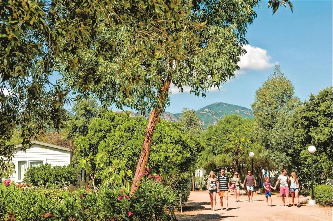 camping-acqua-e-sole-ste-lucie-de-porto-vecchio-mpjfh