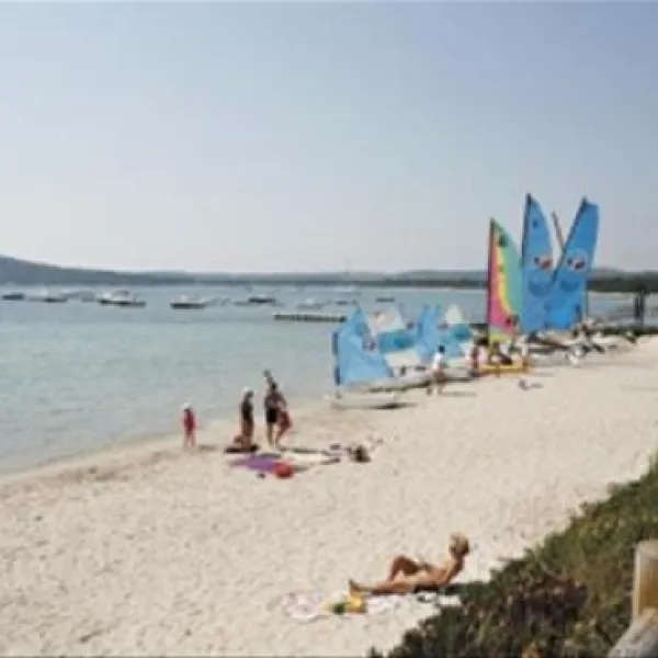 camping-acqua-e-sole-ste-lucie-de-porto-vecchio-rbsc8