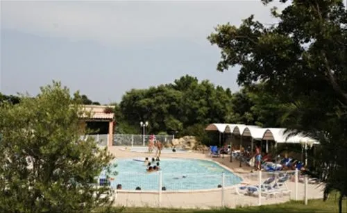 camping-acqua-e-sole-ste-lucie-de-porto-vecchio-yyj6y
