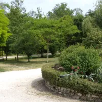 camping-le-nizour-sireuil-kf4ug