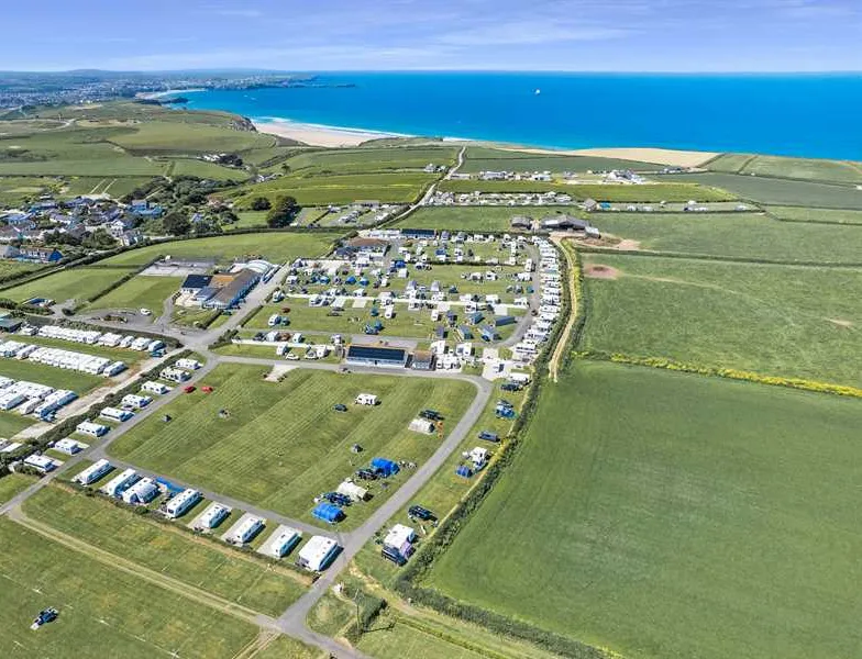 watergate-bay-holiday-park-newquay-qlx80