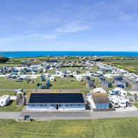 watergate-bay-holiday-park-newquay-zoc8o