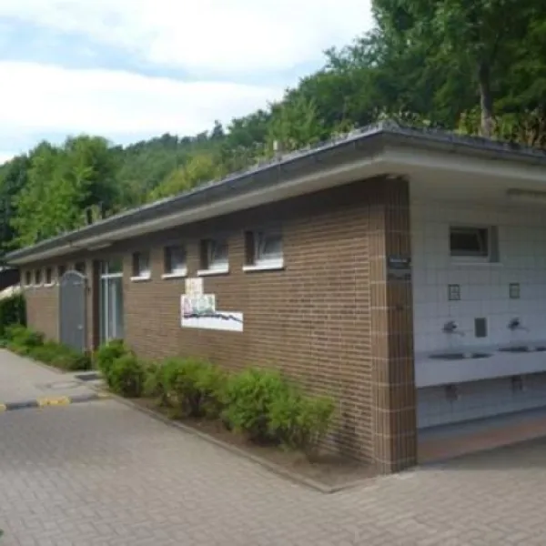 camping-laacher-see-wassenach-a8cgj