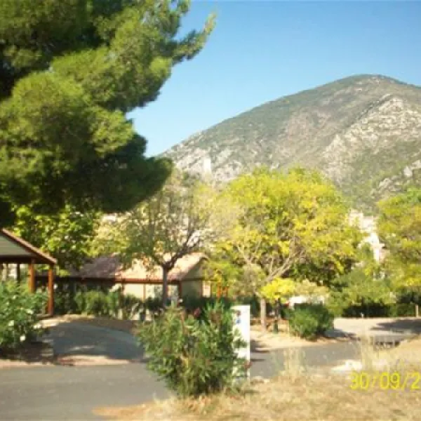 camping-le-nice-roquebrun-mqsg4
