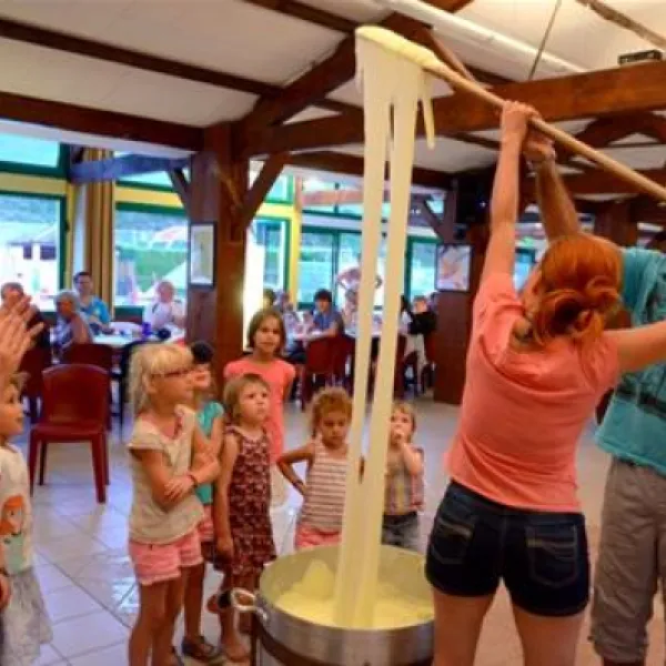 camping-de-la-cascade-st-rome-de-tarn-kmav1
