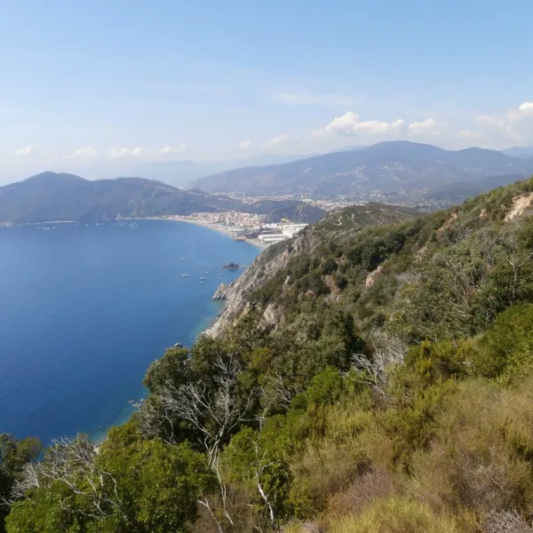 camping-mare-monti-sestri-levante-r8qsg