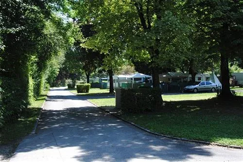 1-reisemobilstellplatz-graz-graz-vxxsw