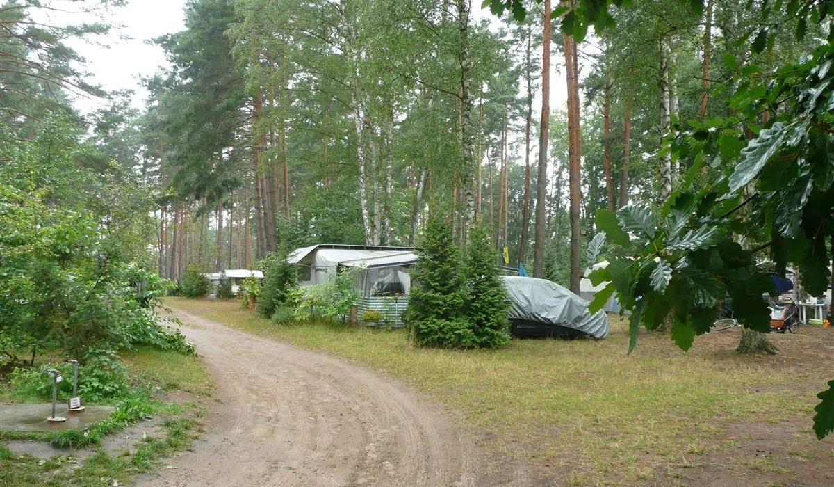 naturcamping-am-ellbogensee-wesenberg-ot-strasen-1pclo