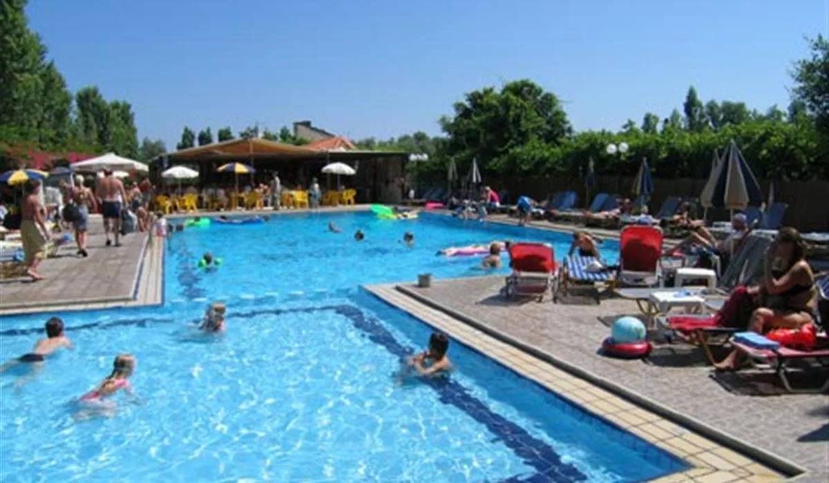 campsite-hania-ag-apostoli-w6pu6