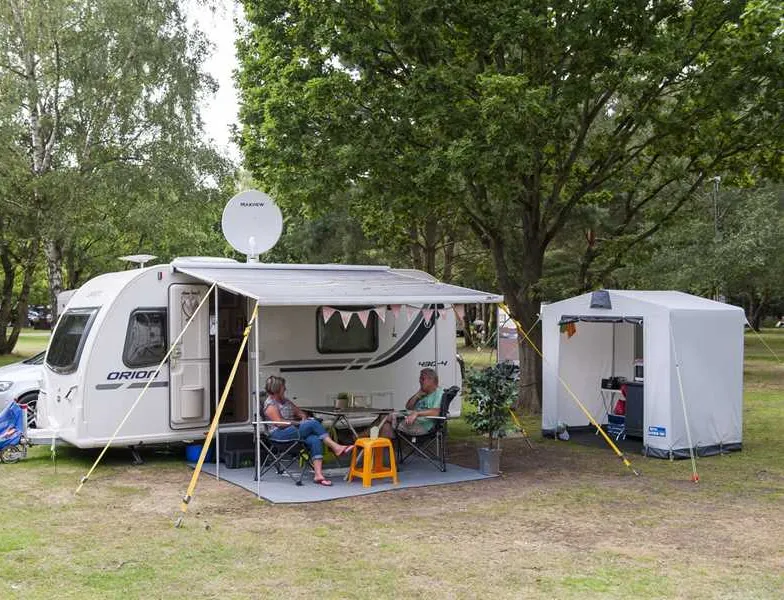 the-sandringham-estate-caravan-club-site-sandringham-c0bn4