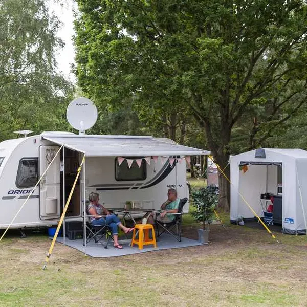 the-sandringham-estate-caravan-club-site-sandringham-c0bn4