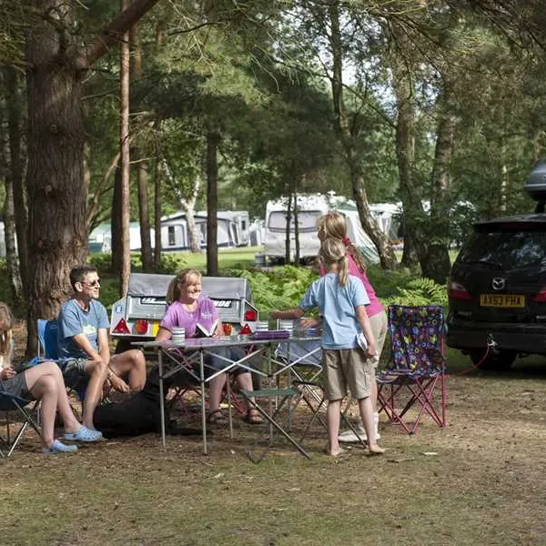 the-sandringham-estate-caravan-club-site-sandringham-kno4q