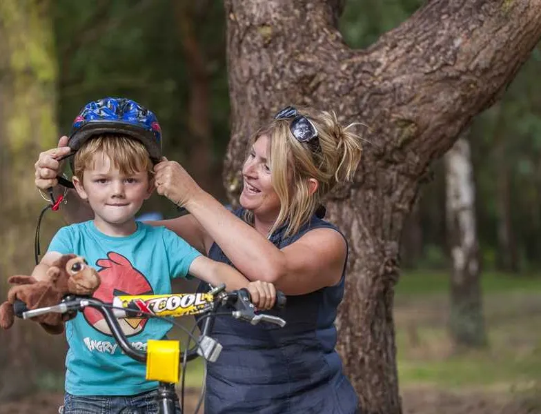 the-sandringham-estate-caravan-club-site-sandringham-mrrrw