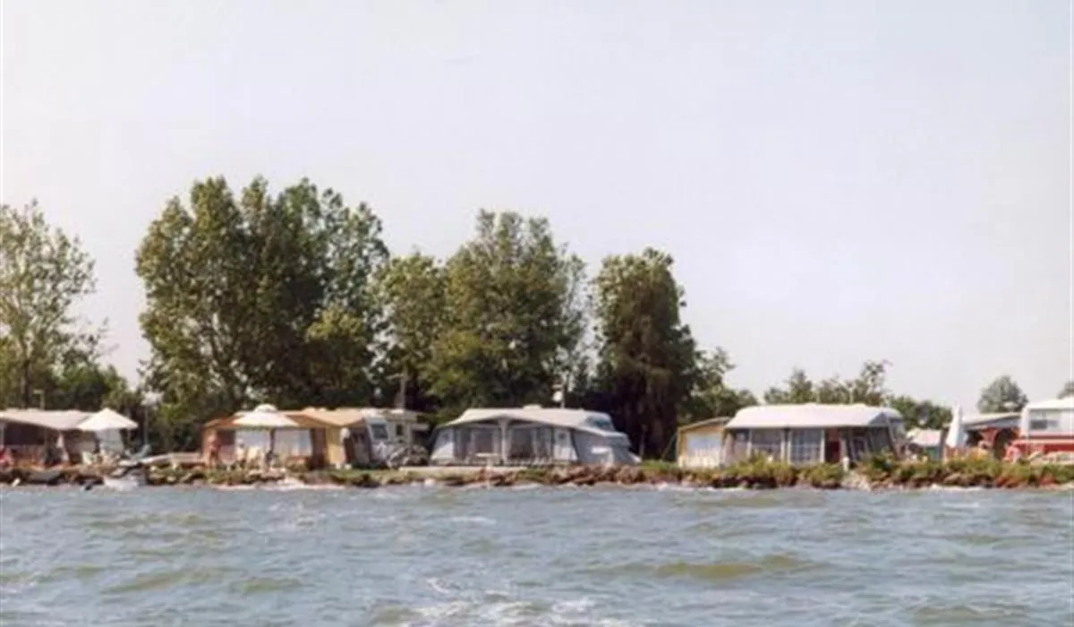 camping-jachthaven-uitdam-uitdam-kgudq