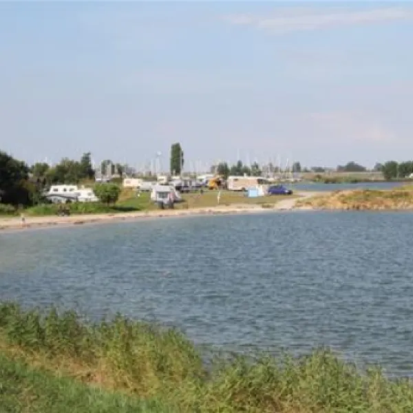 camping-jachthaven-uitdam-uitdam-xomhb