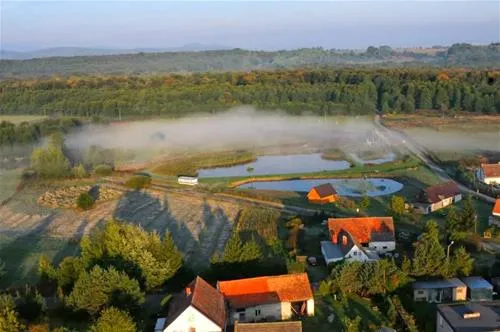camping-nad-stawami-zoty-stok-vnfdg