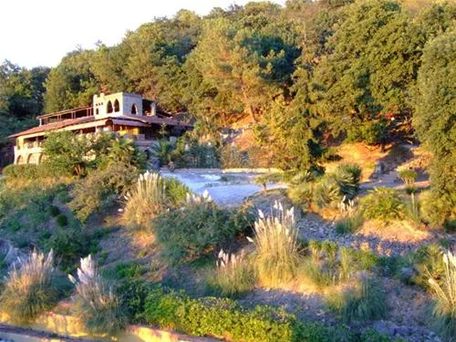 ippotur-medieval-resort-castelnuovo-magra-kxghw