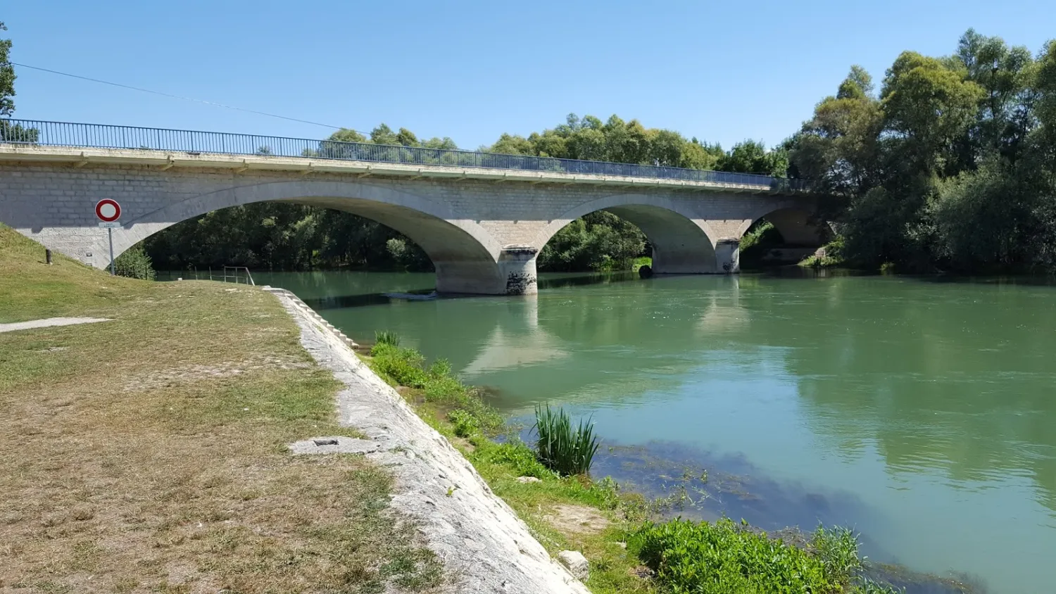 camping-la-vallee-de-la-seine-conflans-sur-seine-nxmtp