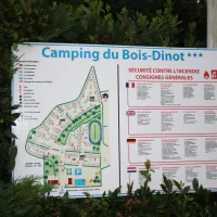 camping-municipal-du-bois-dinot-marans-noy2u