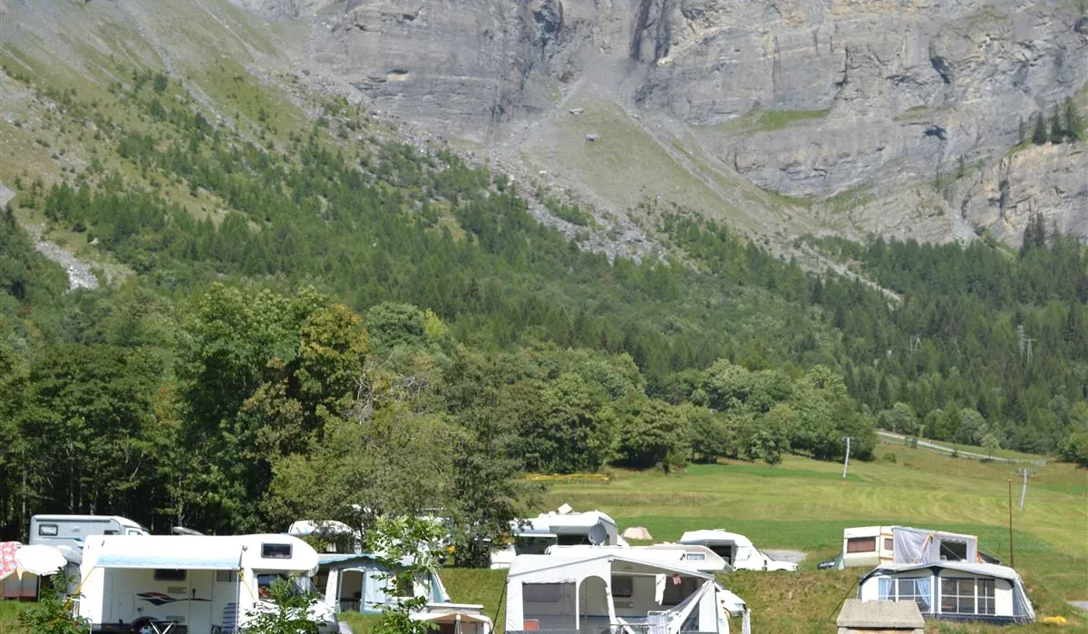 camping-sportarena-leukerbad-v1dnx
