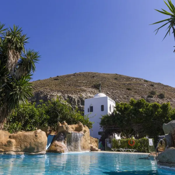 camping-castillo-de-baos-granada-chrtg