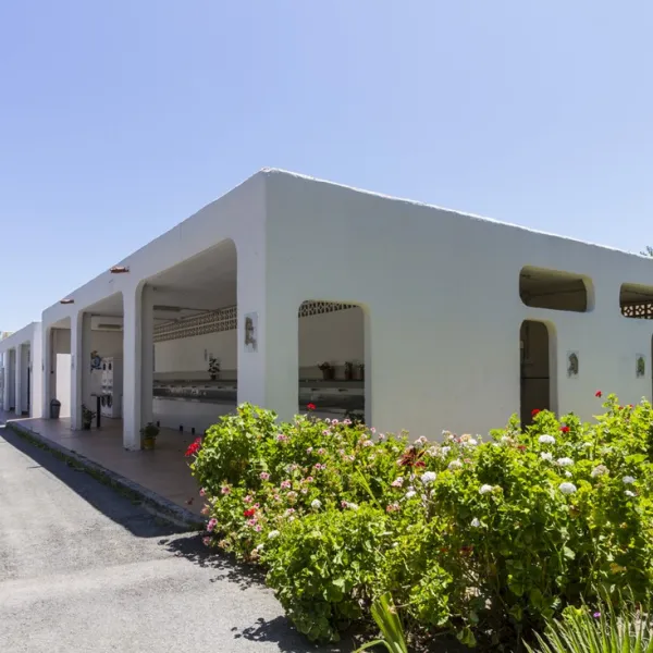 camping-castillo-de-baos-granada-yswyq