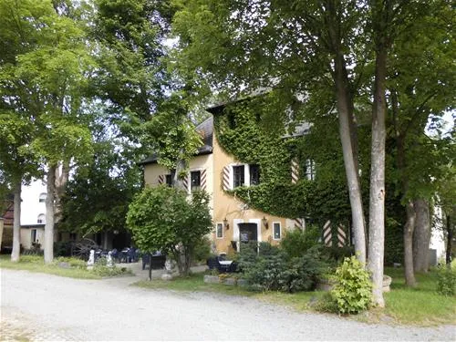 hotel--camping-schloss-issigau-issigau-9y06d