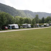 camping-labbaye-jura-v1ndp