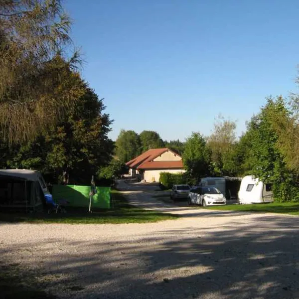 camping-labbaye-jura-xdg4o