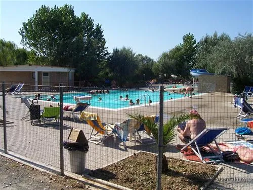 campeggio-baia-del-marinaio-vada-gkevv