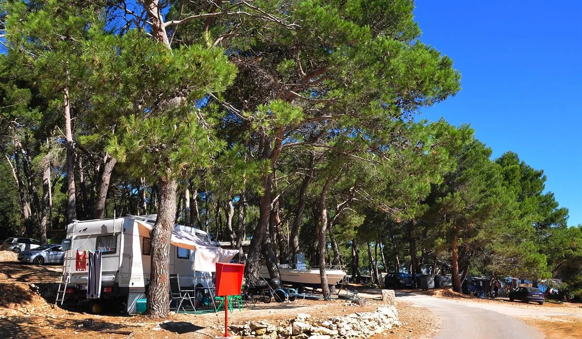 camping-tasalera-premantura-lsonw