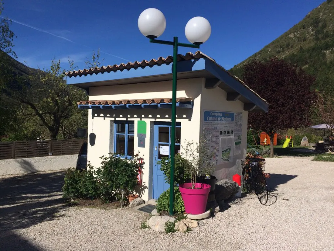calme-et-nature-castellane-obj50
