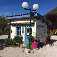 calme-et-nature-castellane-obj50