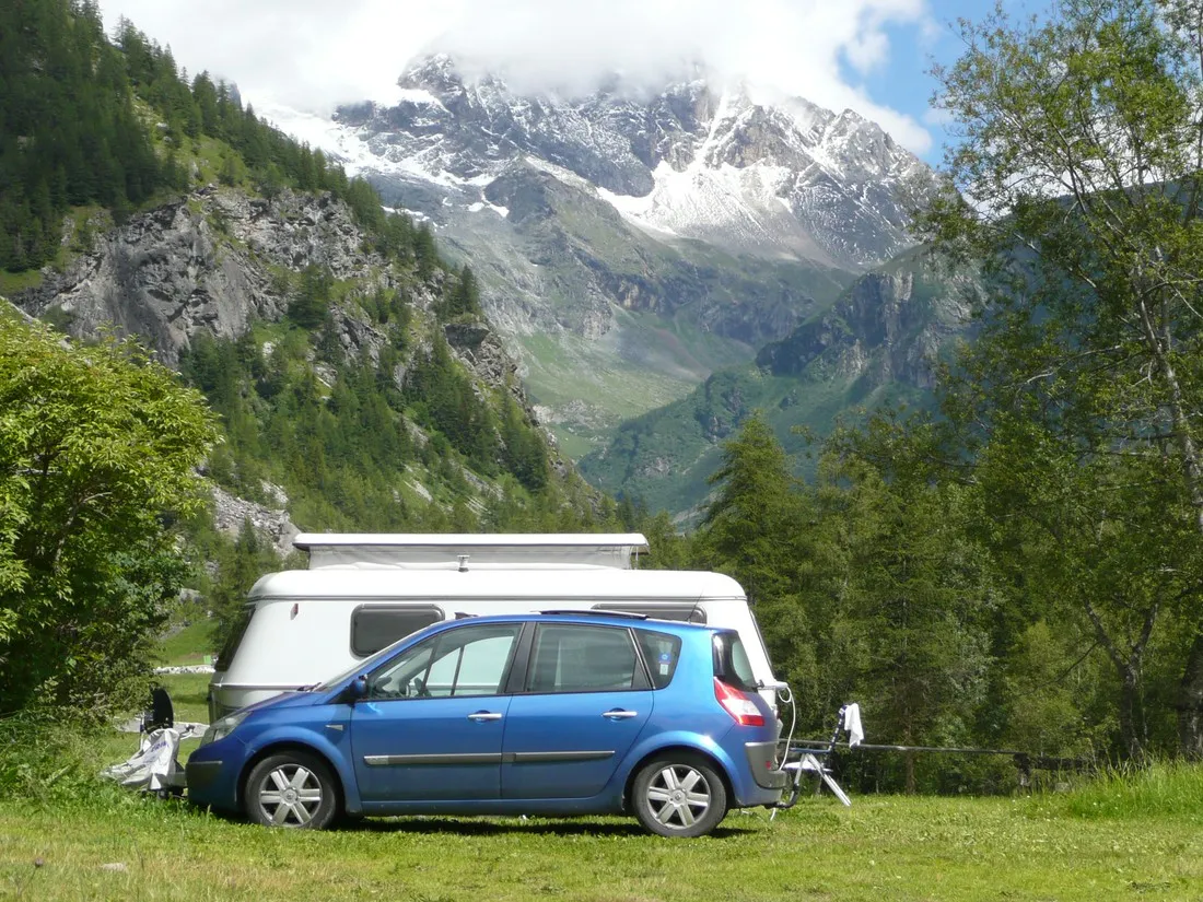les-lanchettes-peisey-nancroix-y3bkv
