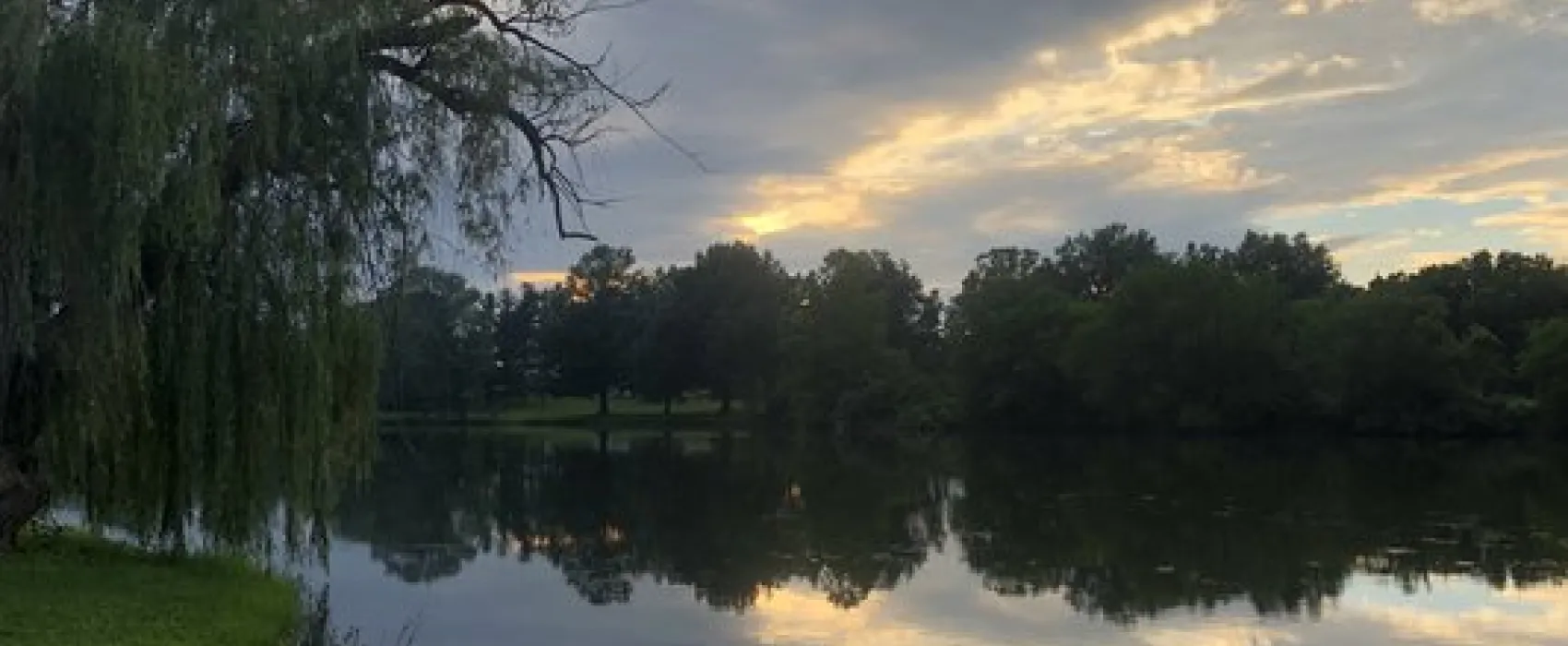 Sunset Lakes Resort