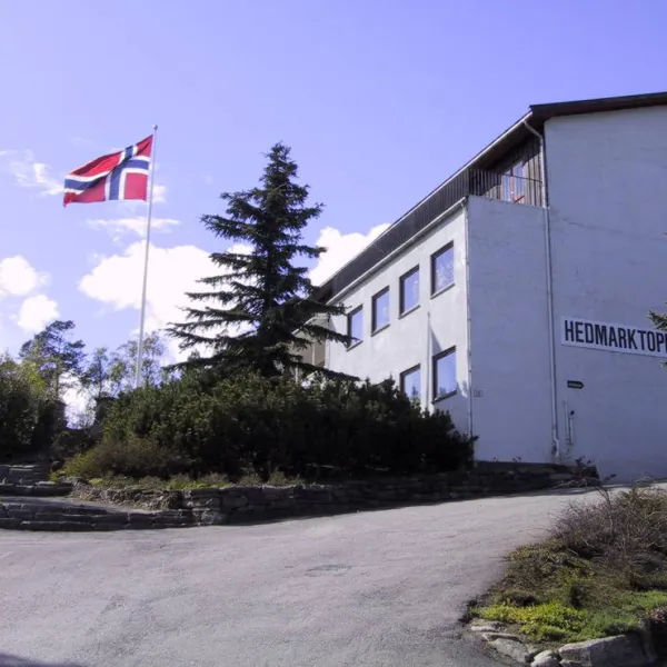 hedmarktoppen-camping-og-hytteutleie-hamar-dnjlo