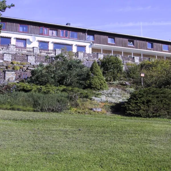 hedmarktoppen-camping-og-hytteutleie-hamar-t2mky