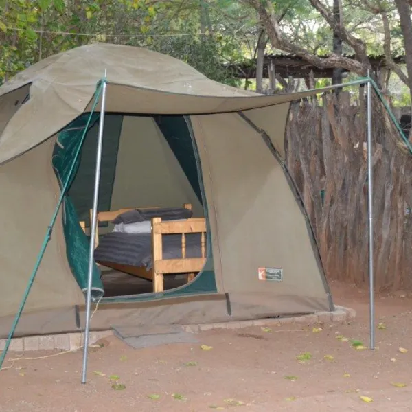 mokolodi-backpackers-uw49w