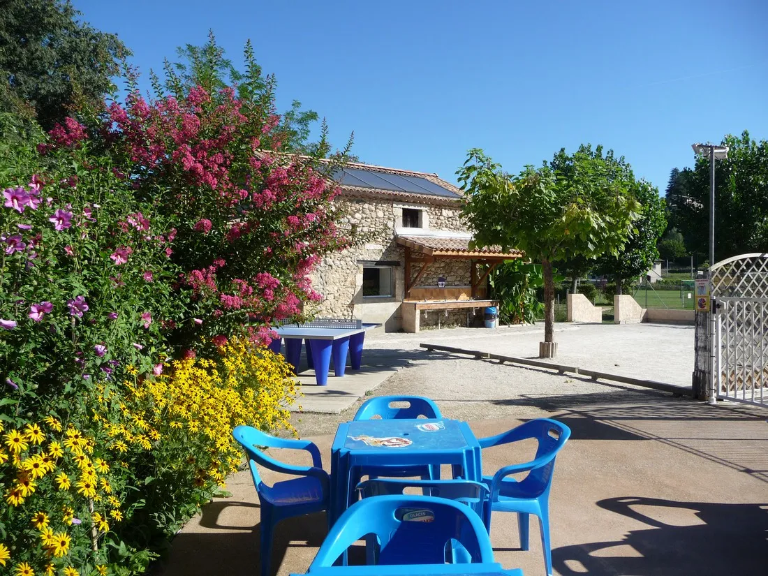 les-hortensias-joyeuse-ardeche-wikvh