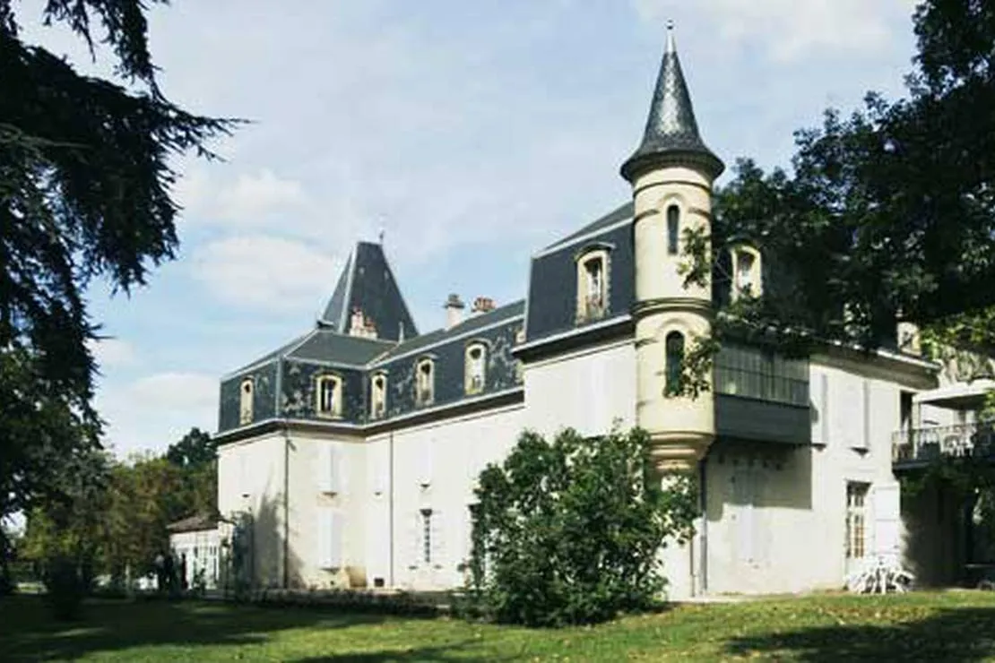 camping-du-chateau-dallot-boe-1wwpy