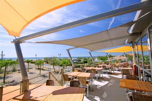 camping-lvl-les-ayguades-gruissan-6jimb