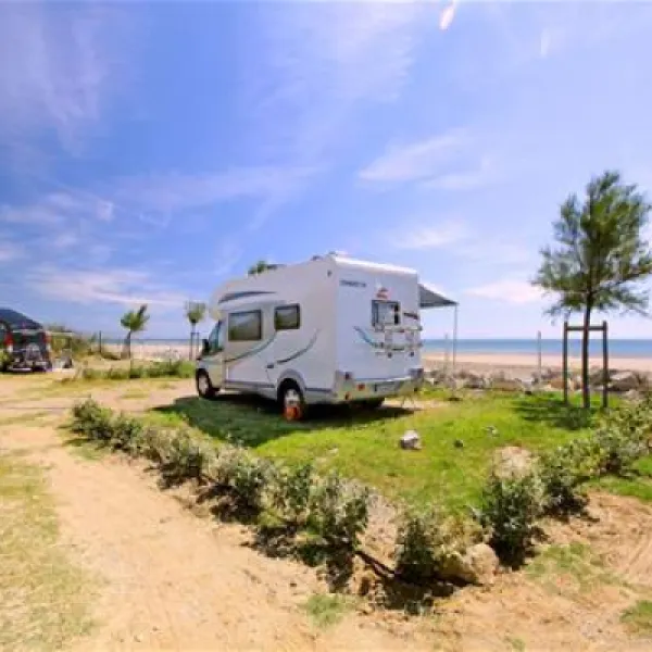 camping-lvl-les-ayguades-gruissan-9psuq