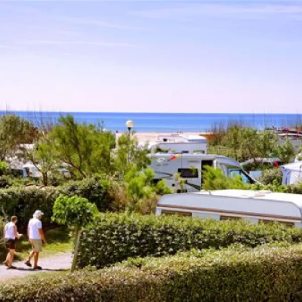 camping-lvl-les-ayguades-gruissan-fgq5o