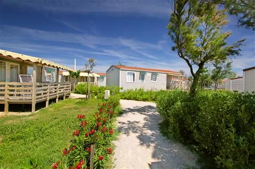 camping-lvl-les-ayguades-gruissan-iug2a