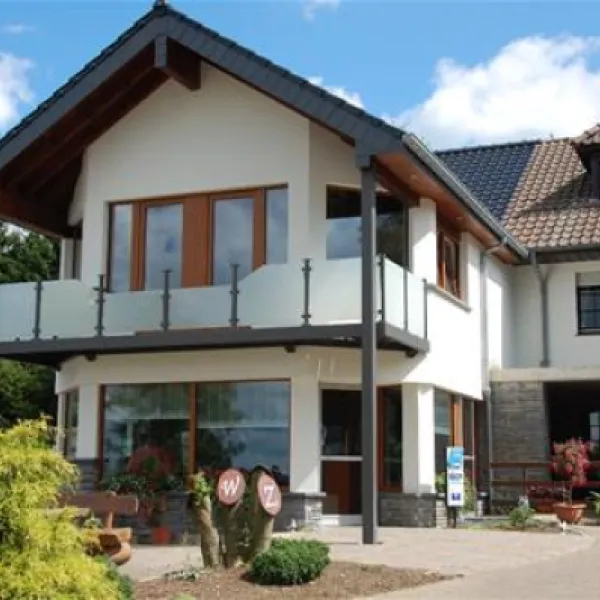 camping-hohenbusch-burgreuland-s35w8