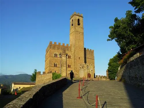 campeggio-la-pineta-poppi-zhbea